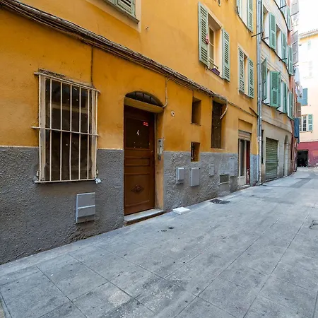 Old Town - 2 Bedroom Ac * Nice